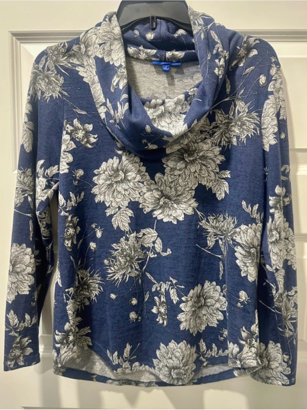 Apt. 9 Navy and White Floral Cowl Neck Sweater
